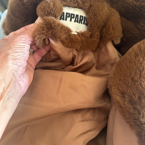 APPARIS “Bree” Faux Fur Coat in Mink – Size S (Oversized Fit) - Picture 4 of 4